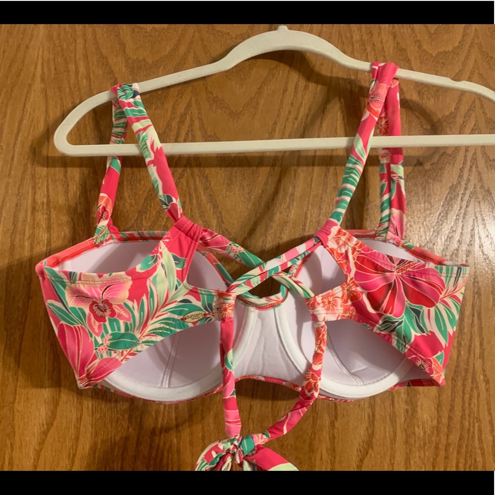 Bikini Top - Picture 2 of 2